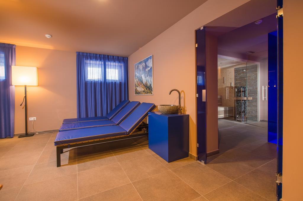 Seeberg Garni Hotel Caldaro Bagian luar foto