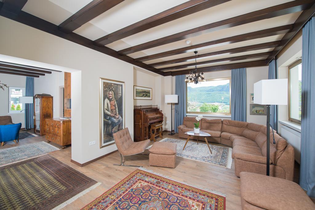 Seeberg Garni Hotel Caldaro Bagian luar foto