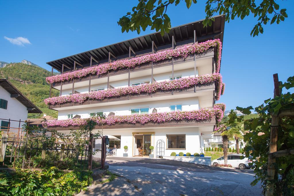 Seeberg Garni Hotel Caldaro Bagian luar foto